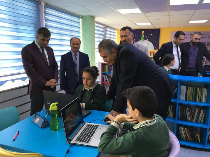 Refahiye Nezahat Çeçen Ortaokulu Kodluyor